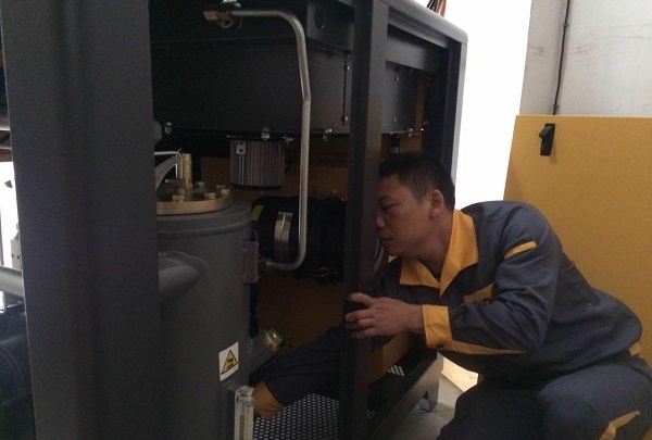 螺桿空壓機漏油不可忽視，預防診斷是關鍵！